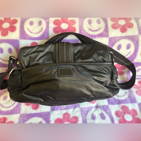 🌸Coach🌸 - Picture 2 of 4